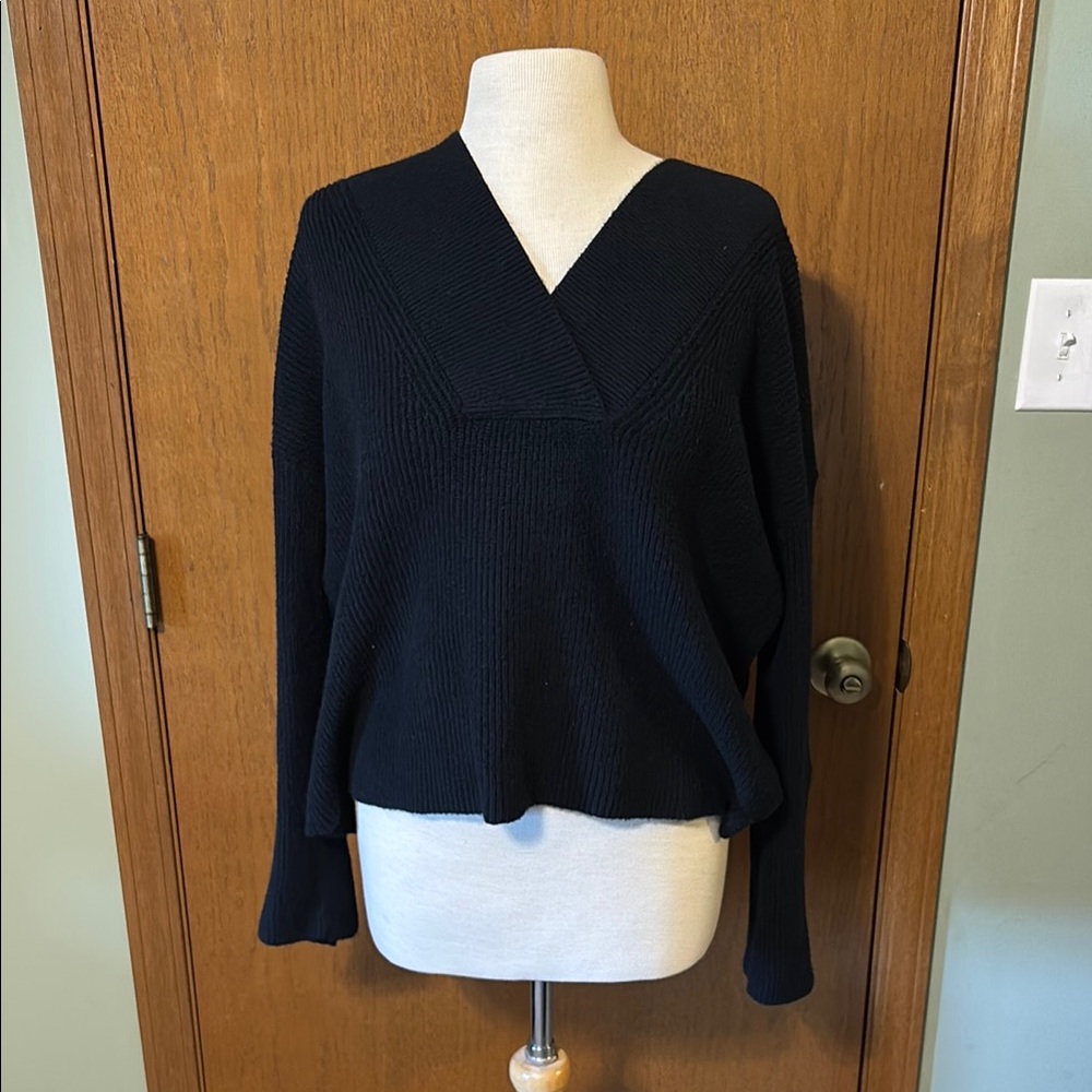 Banana Republic Black V-Neck Sweater Soft Knit